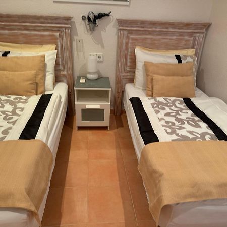 Casa Lanjaron Bed and Breakfast San Miguel De Salinas Eksteriør billede